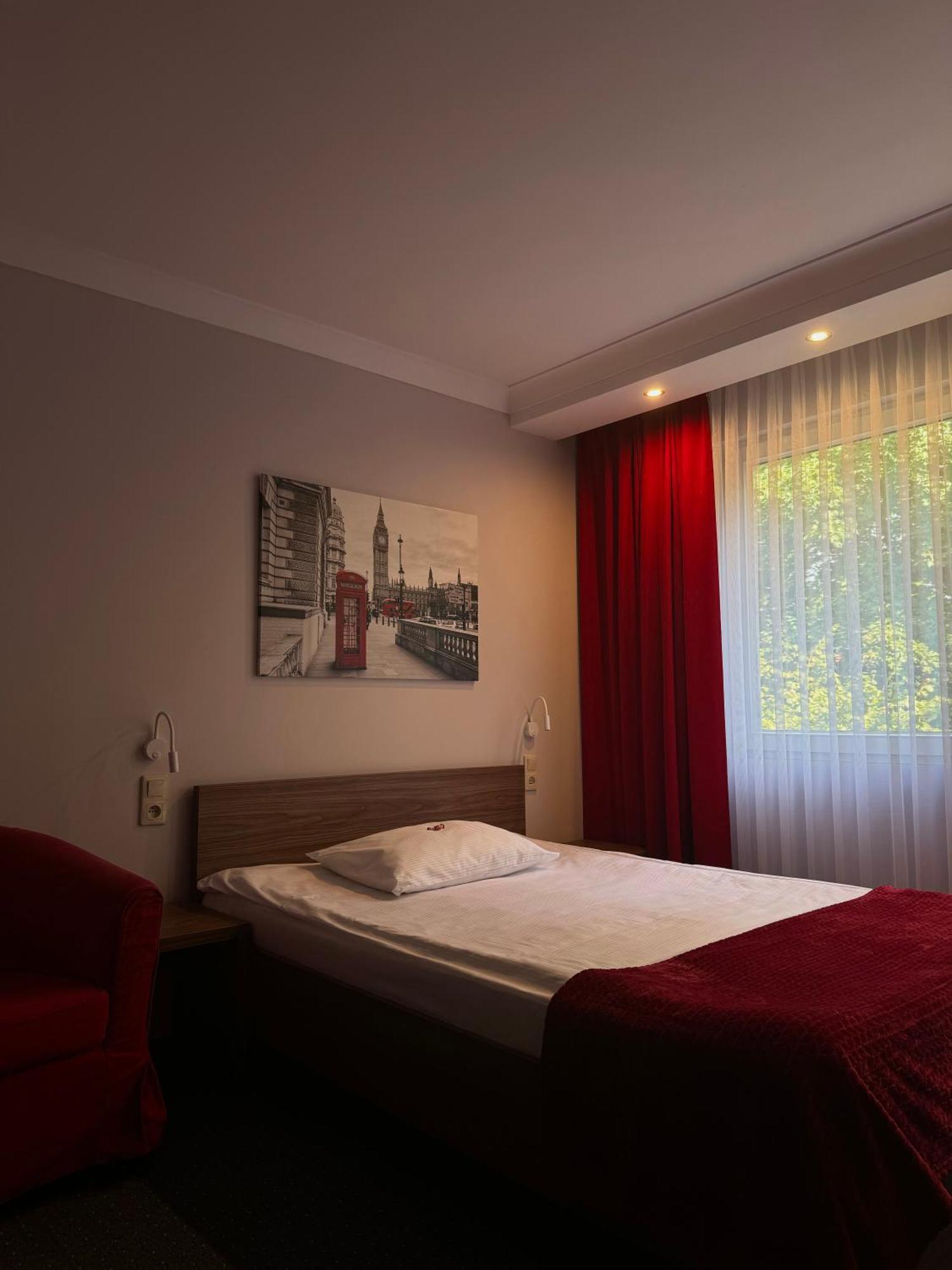 Hotel Europa Elblag Esterno foto