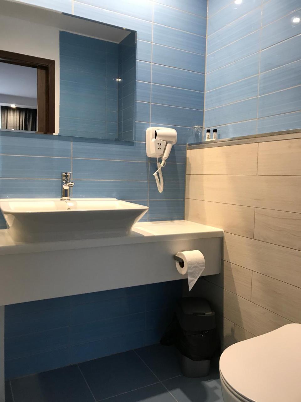 Hotel Europa Elblag Esterno foto